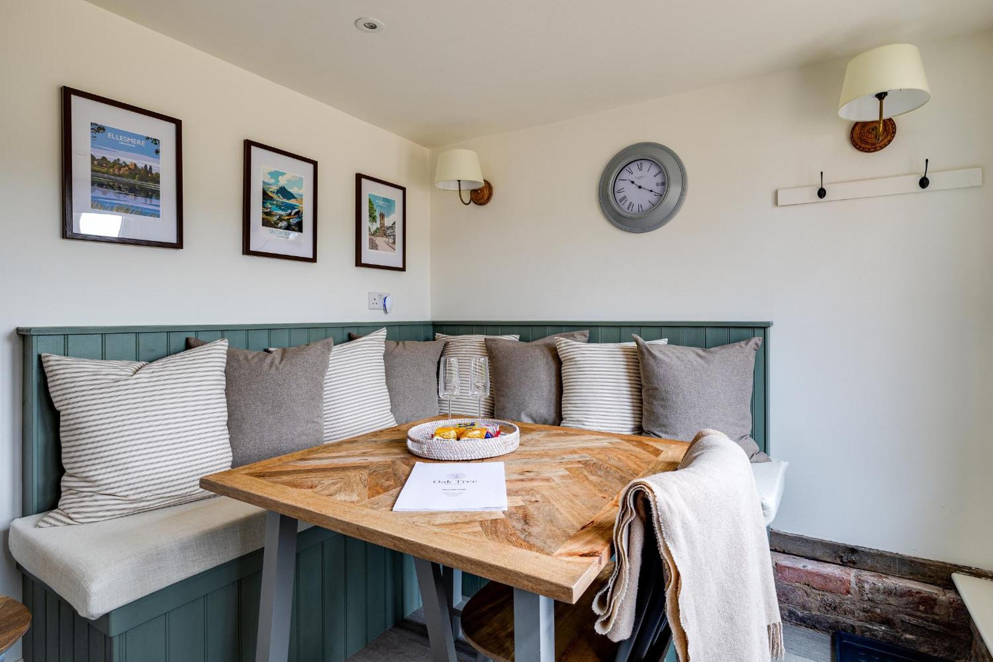 Villa Oak Tree Hideaway Whitchurch  Exterior foto